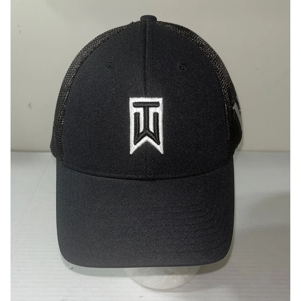 Nike Tiger Woods Collection TW Golf Hat Black Flexfit Trucker Cap 20XI VR-S M/L